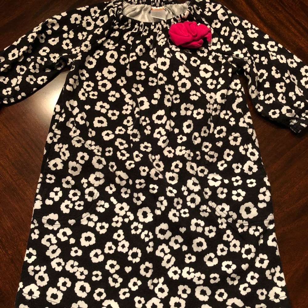 Gymboree black/white print tunic with hot pink bow